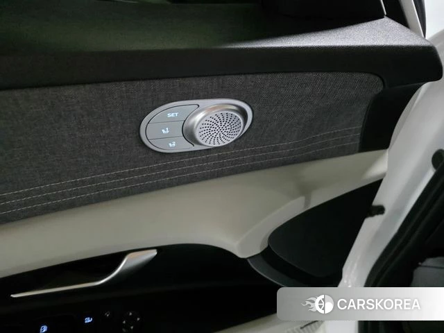 Hyundai Avante Hybrid (CN7) 2021 Белый из Кореи, фото 6