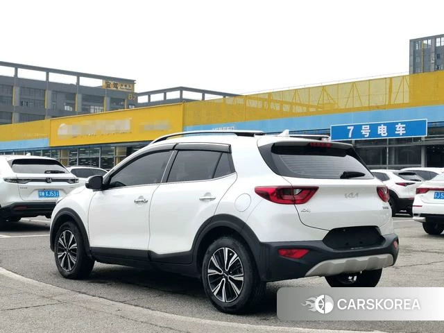 Kia Yi Ran 2022 Белый из Китая, фото 6
