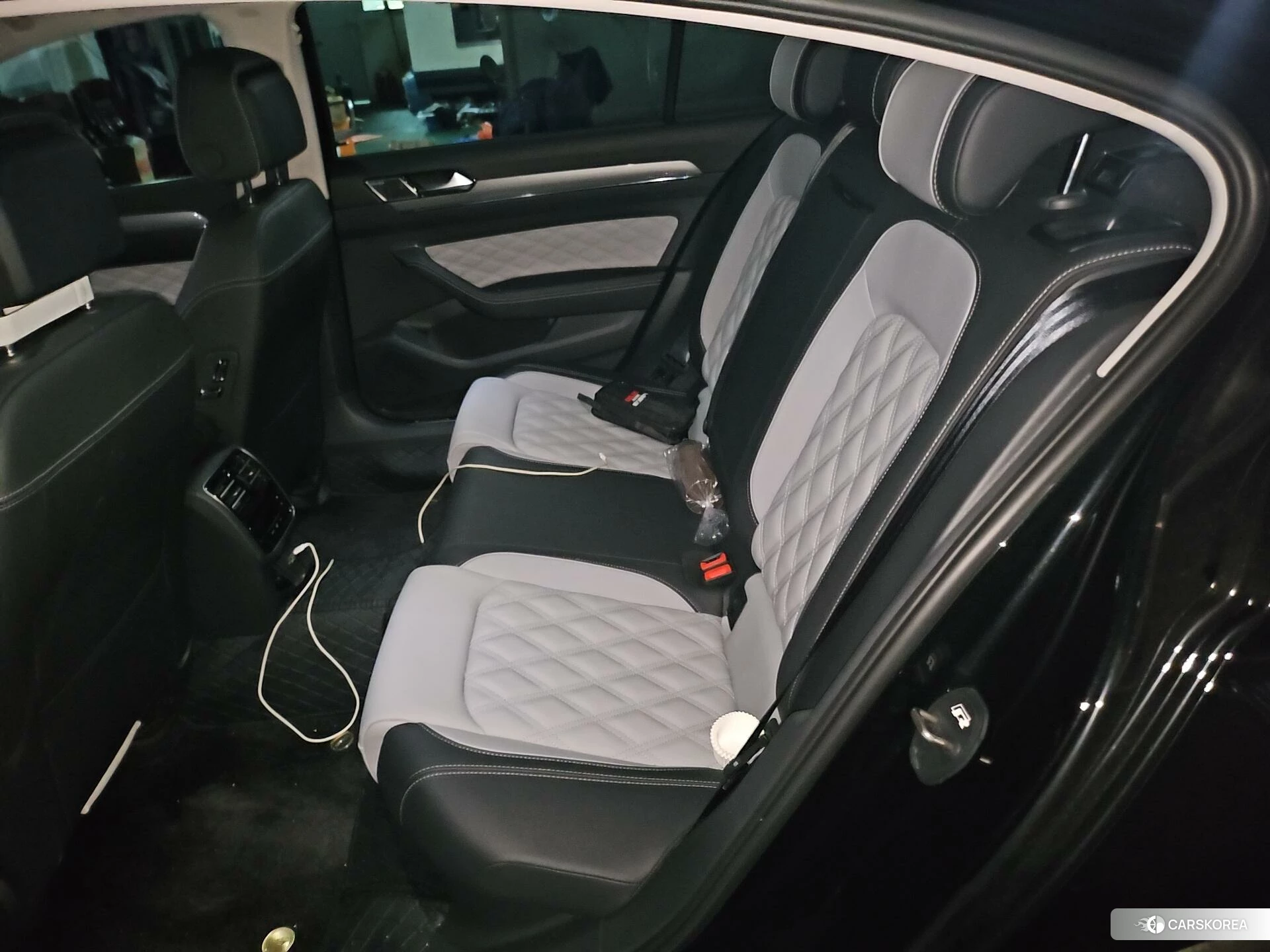 Volkswagen Magotan 2025 Черный из Китая, фото 6