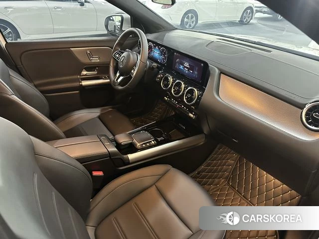 Mercedes-Benz GLA 2024 Белый из Китая, фото 6