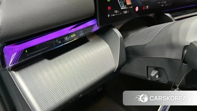 BMW 5 Series (G60) 2024 Серебряный из Кореи, фото 6