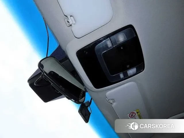 Hyundai Staria 2021 Белый из Кореи, фото 6