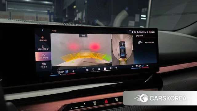 BMW 5 Series (G60) 2025 Черный из Кореи, фото 6