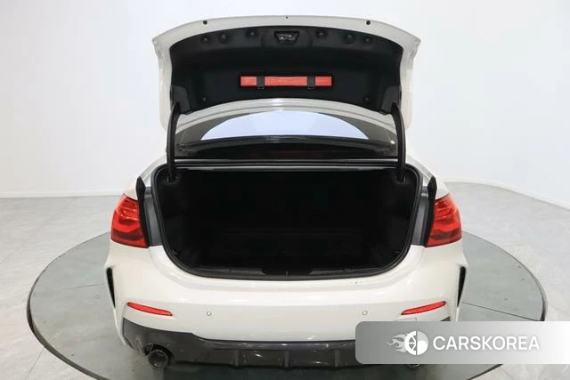 BMW 1 series 2023 Белый из Китая, фото 6