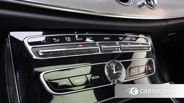 Mercedes-Benz E-Class W213 2018 Белый из Кореи, фото 6