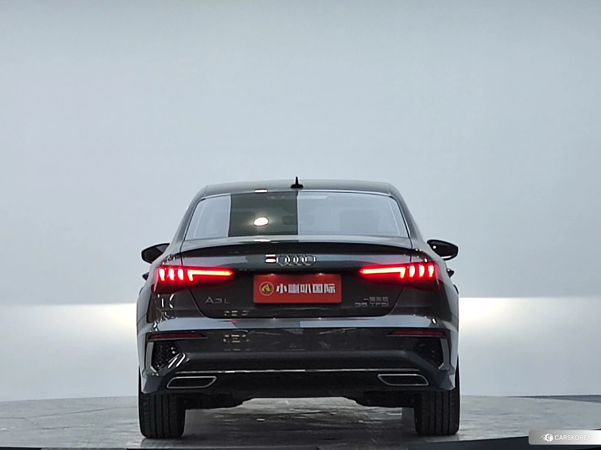 Audi A3 2023 Темно-серый из Китая, фото 6