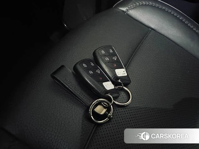 GMC Sierra 2023 Белый из Кореи, фото 6