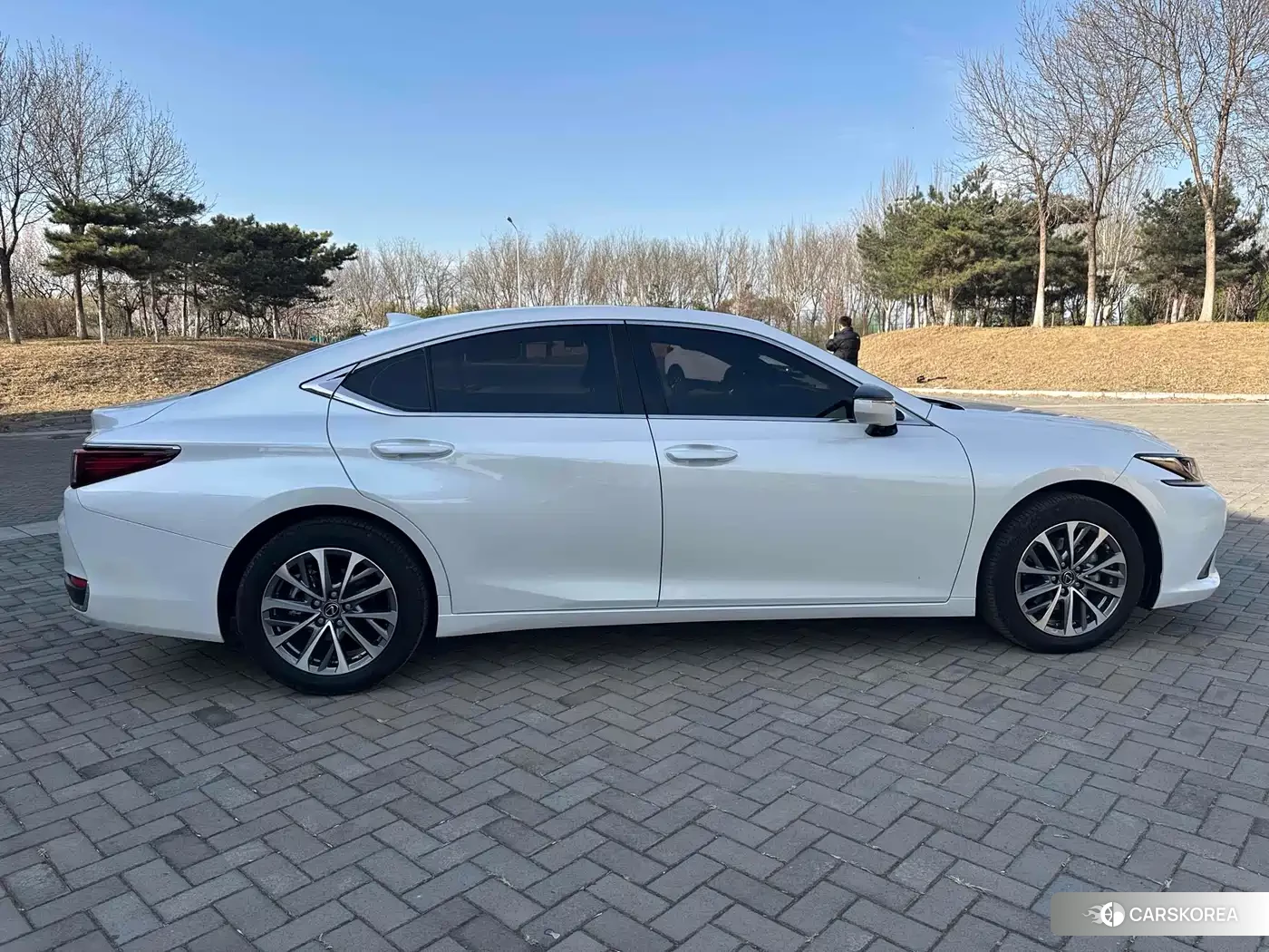 Lexus ES 2024 Белый из Китая, фото 6