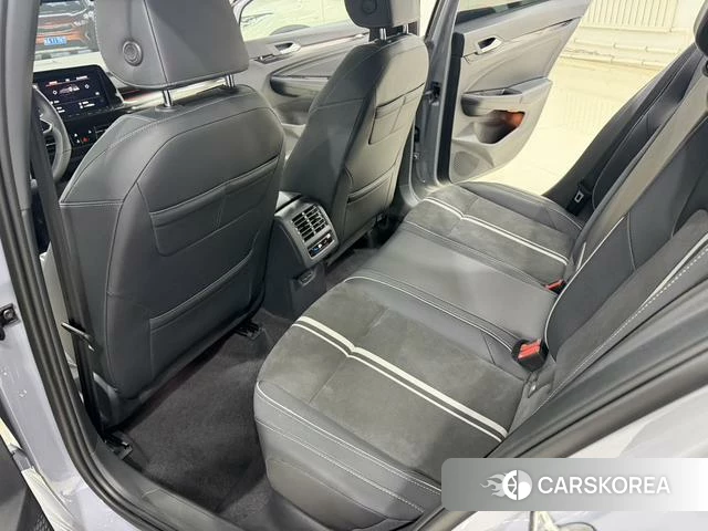 Volkswagen Golf 2022 Темно-серый из Китая, фото 6