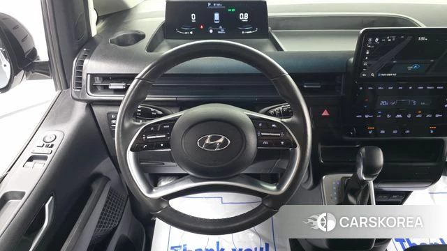 Hyundai Staria 2022 Белый из Кореи, фото 6