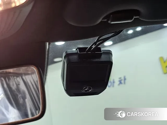 Mercedes-Benz C-Class W205 2019 Белый из Кореи, фото 6