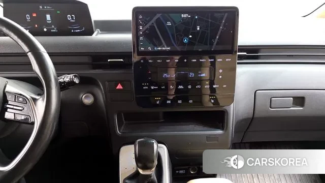 Hyundai Staria 2021 Белый из Кореи, фото 6