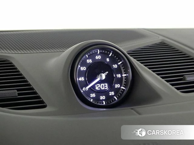 Porsche Cayenne (PO536) 2024 Серебристо-серый из Кореи, фото 6