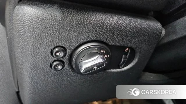 Mini Cooper 2018 Жемчужный цвет из Кореи, фото 6