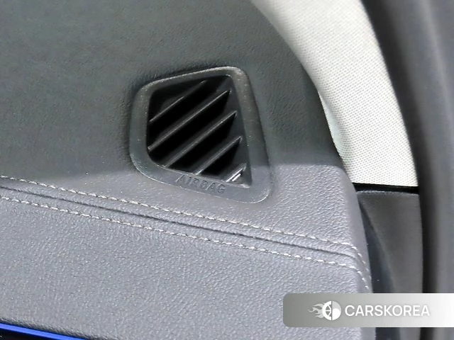 BMW 5 Series (G30) 2021 Черный из Кореи, фото 6