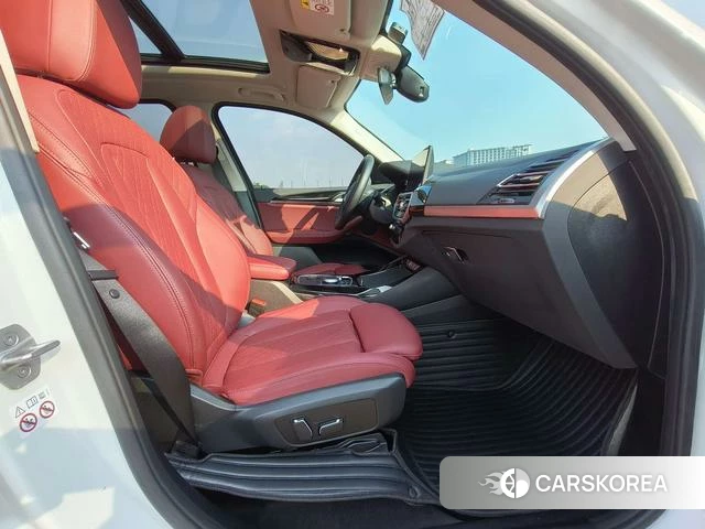 BMW iX3 2024 Белый из Китая, фото 6