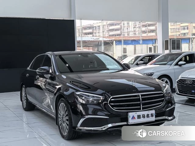 Mercedes-Benz E-class 2023 Черный из Китая, фото 6