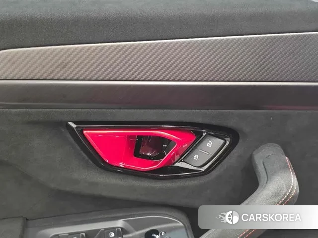 Lamborghini Urus 2023 Красный из Кореи, фото 6