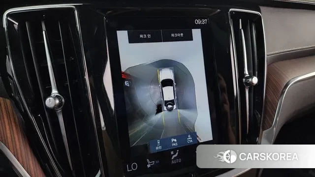 Volvo S60 3rd generation 2021 Белый из Кореи, фото 6