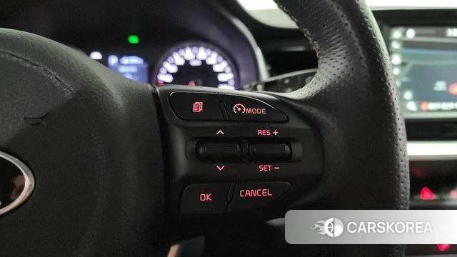 Kia Stonic 2018 Синий из Кореи, фото 6