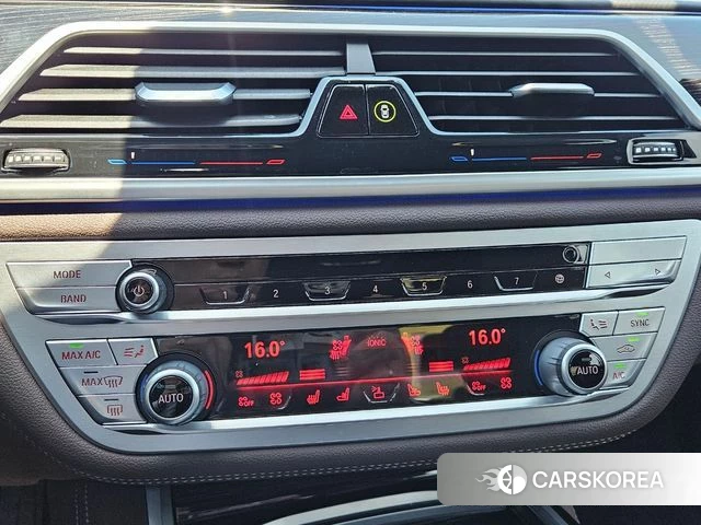 BMW 7 Series (G11) 2020 Черный из Кореи, фото 6