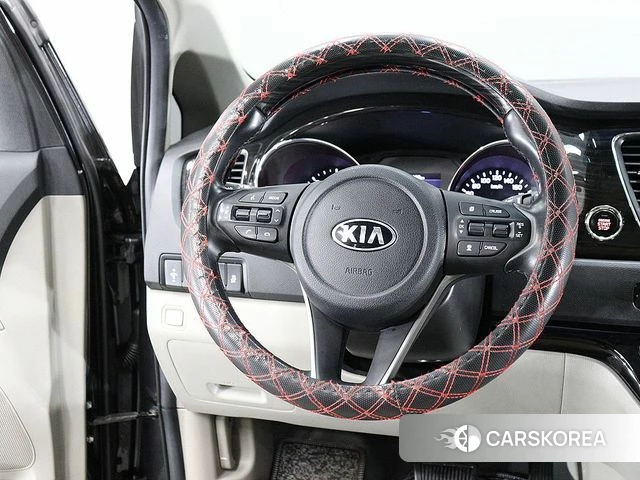 Kia The New Carnival 2019 Серый из Кореи, фото 6