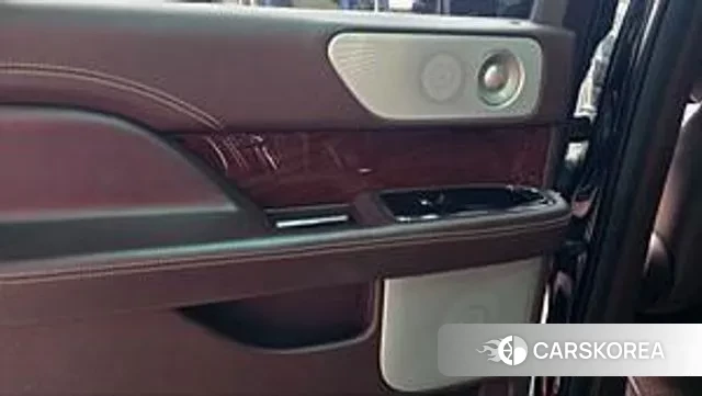 Lincoln Navigator 4th generation 2020 Черный из Кореи, фото 6