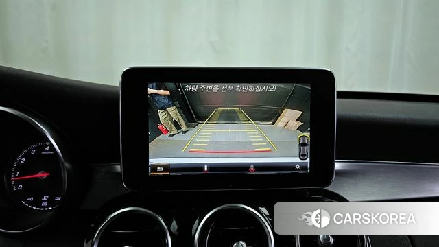 Mercedes-Benz C-Class W205 2018 Белый из Кореи, фото 6
