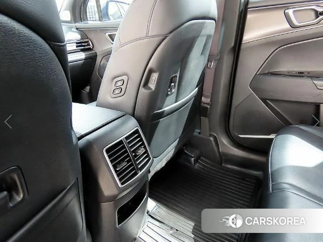 Kia Sportage 5th Generation 2024 Серебристо-серый из Кореи, фото 6