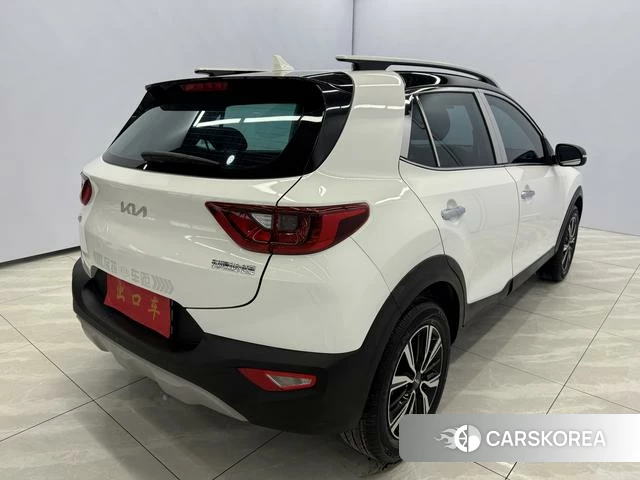 Kia Yi Ran 2022 Белый из Китая, фото 6