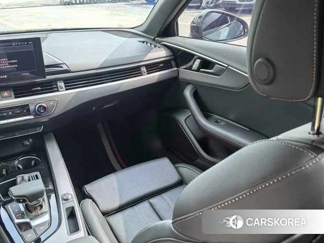 Audi A4L 2024 Зеленый из Китая, фото 6