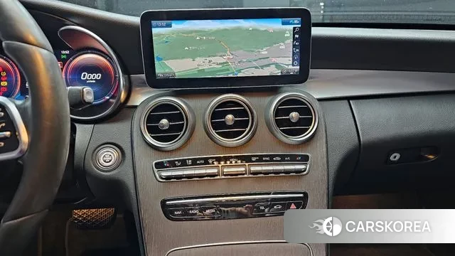 Mercedes-Benz C-Class W205 2021 Белый из Кореи, фото 6