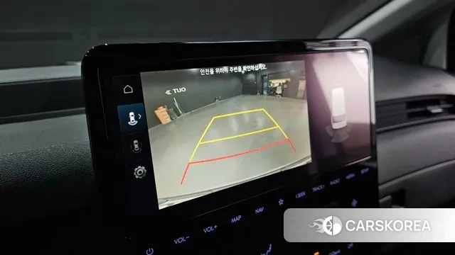 Hyundai Staria 2023 Белый из Кореи, фото 6