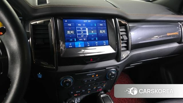Ford Ranger 3rd Generation 2021 Черный из Кореи, фото 6