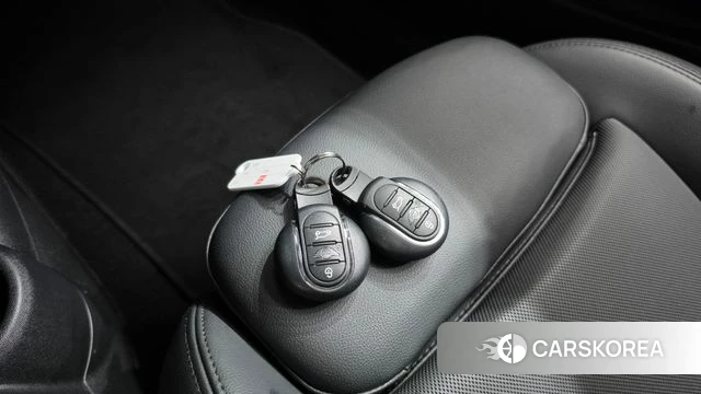 Mini Cooper S 2022 Зеленый из Кореи, фото 6