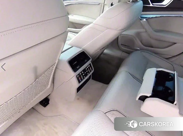 Audi A7 (4K) 2022 Белый из Кореи, фото 6