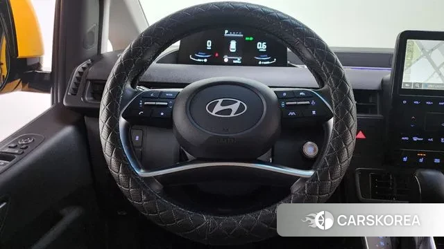 Hyundai Staria 2025 Желтый из Кореи, фото 6