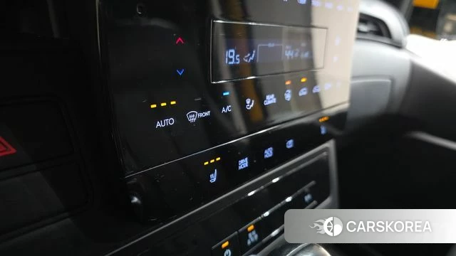 Hyundai Staria 2022 Желтый из Кореи, фото 6