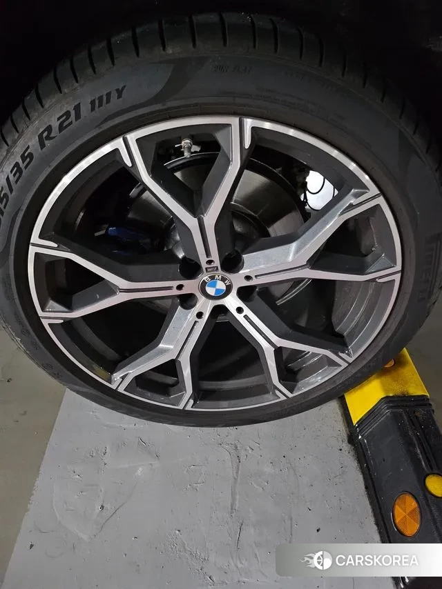 BMW X6 (G06) 2022 Черный из Кореи, фото 6