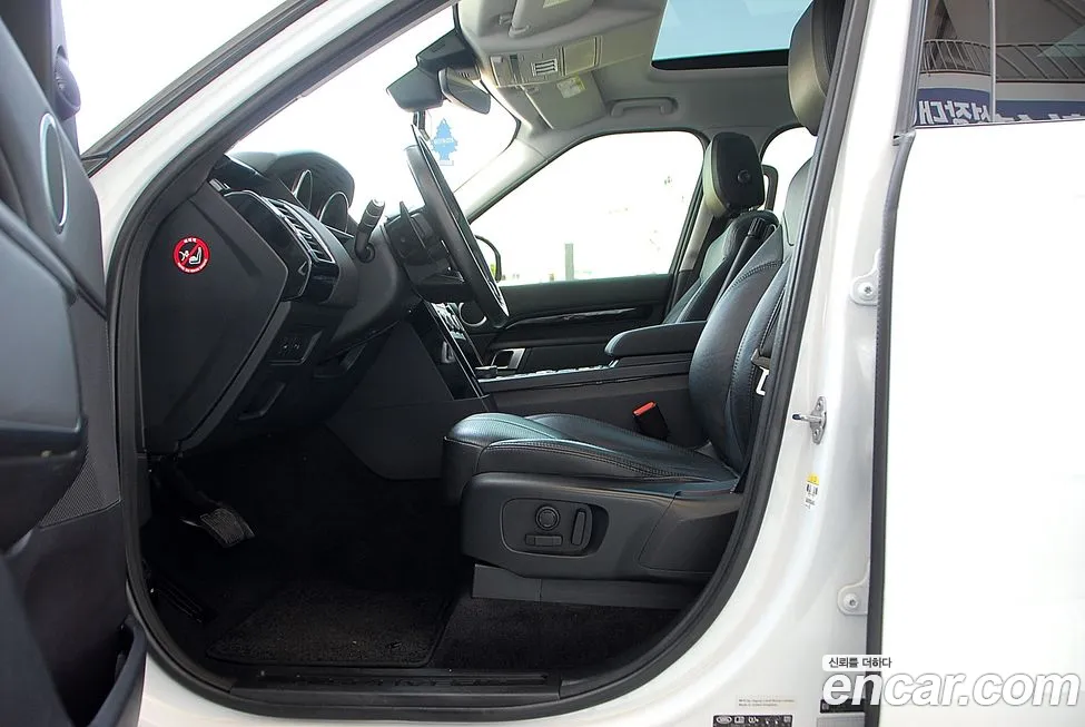 Land Rover Discovery 5 2019 из Кореи, фото 6