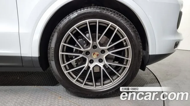 Porsche Cayenne (PO536) id 2659540 из Кореи 6