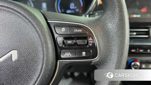 Kia Niro Plus 2024 Серебряный из Кореи, фото 6