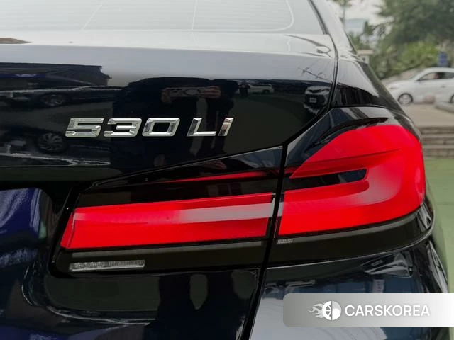 BMW 5 series 2023 Черный из Китая, фото 6