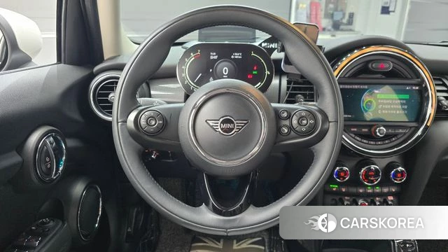 Mini Cooper 2021 Черный из Кореи, фото 6