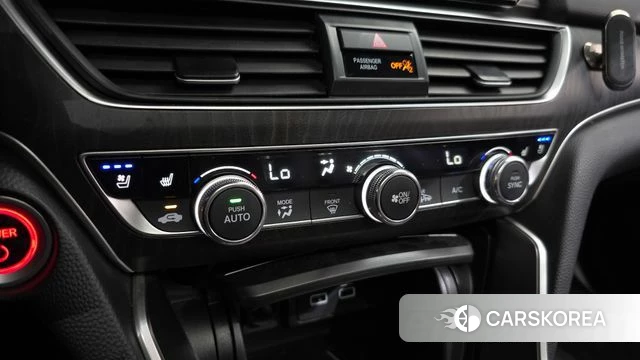 Honda Accord 10th Generation 2022 Белый из Кореи, фото 6