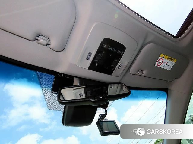 Toyota Camry (XV70) 2024 Белый из Кореи, фото 6