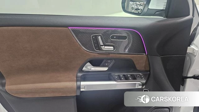 Mercedes-Benz GLB-Class X247 2025 Белый из Кореи, фото 6