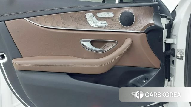 Mercedes-Benz E-Class W213 2020 Белый из Кореи, фото 6