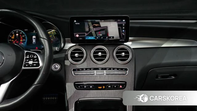 Mercedes-Benz GLC-Class X253 2021 Белый из Кореи, фото 6