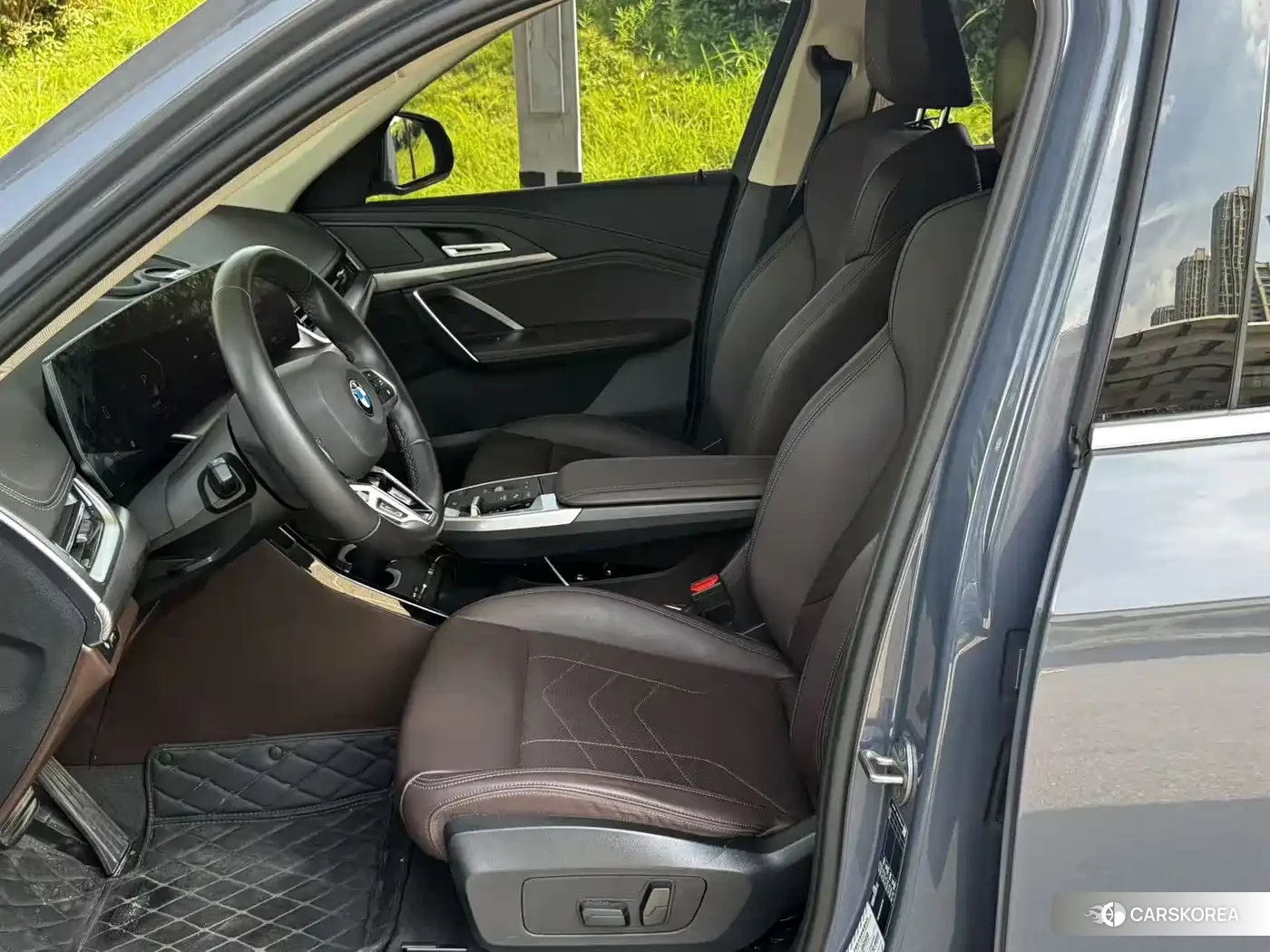 BMW X1 2023 Silver/gray из Китая, фото 6